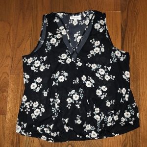 Black blouse with flower patterns